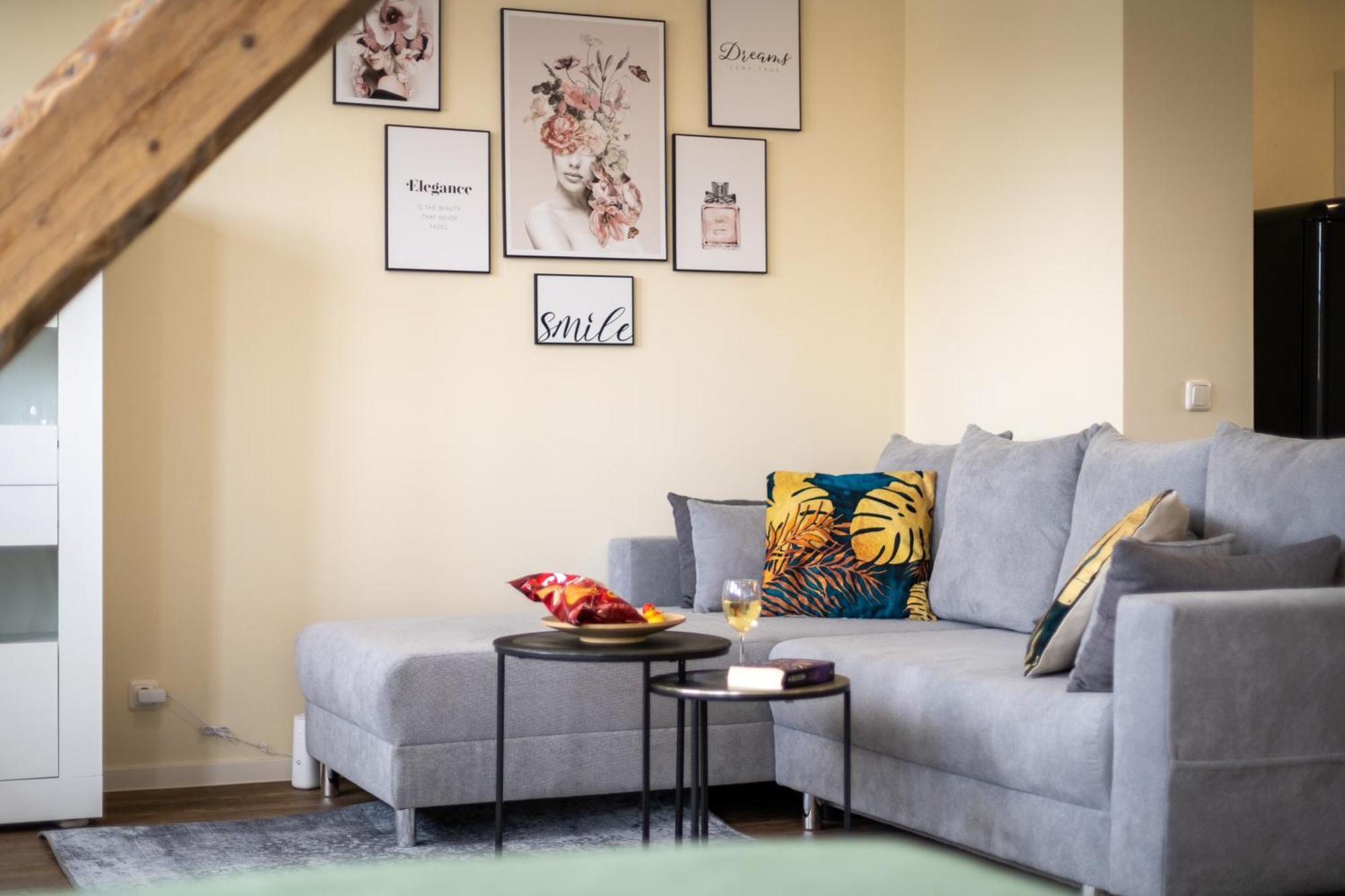 Maracoon - Suite Studios Krefeld Uerdingen I 20 Min Zur Messe Ngoại thất bức ảnh